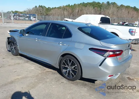2021 Toyota Camry Se z USA, uszkodzony, nr VIN 4T1G11AK0MU417422